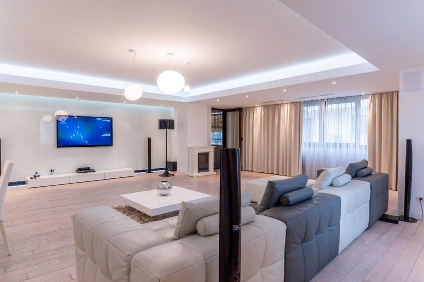 Apartament cu 3 camere decomandat, mobilat în Herăstrău