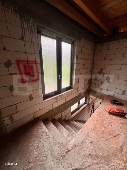 Apartament cu 3 camere în Cărpiniș