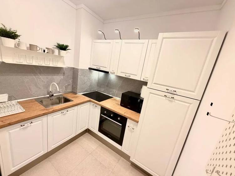 Apartament cu 2 camere decomandat, mobilat în Bucureștii Noi