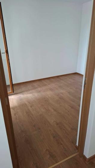 Apartament cu 2 camere semidecomandat în Micro 15
