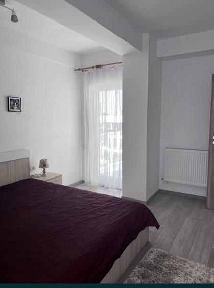 Apartament cu 2 camere semidecomandat, mobilat în Exterior Nord