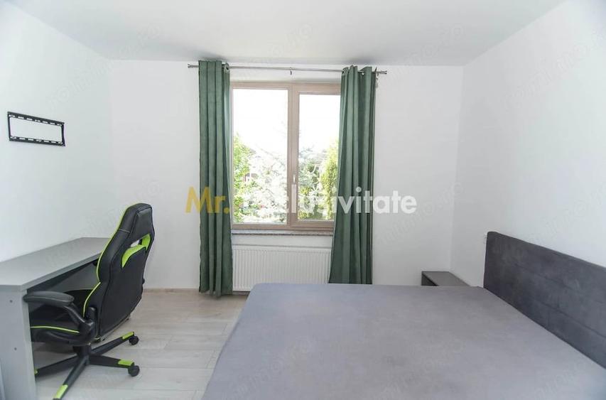 Casă cu 6 camere cu Teren 129 Mp în Câmpului