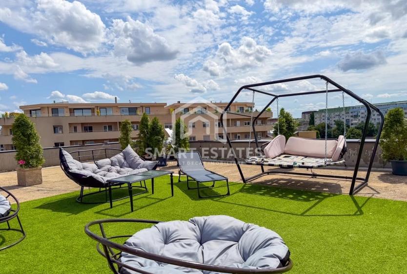 Penthouse cu 5 camere decomandat în Timpuri Noi