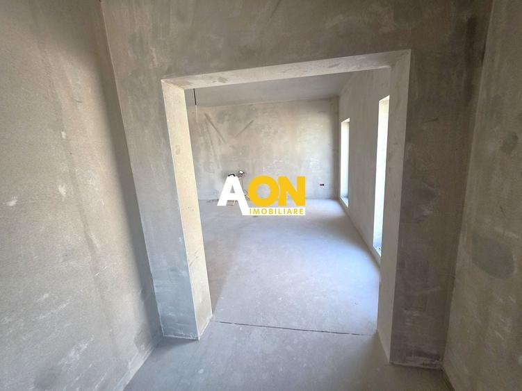 Duplex cu 4 camere cu Canalizare în Cetate