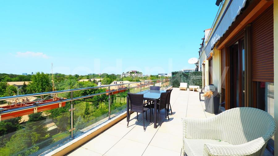 Vedere panoramica | Apartament generos cu 3 camere | 48mp terasa - 1