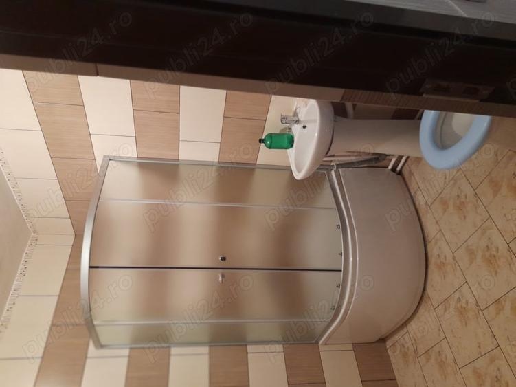 Apartament cu 2 camere semidecomandat în Florești