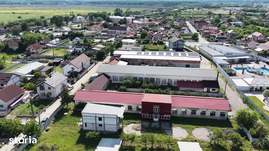 Spațiu comercial, de 2,486 mp, în Central