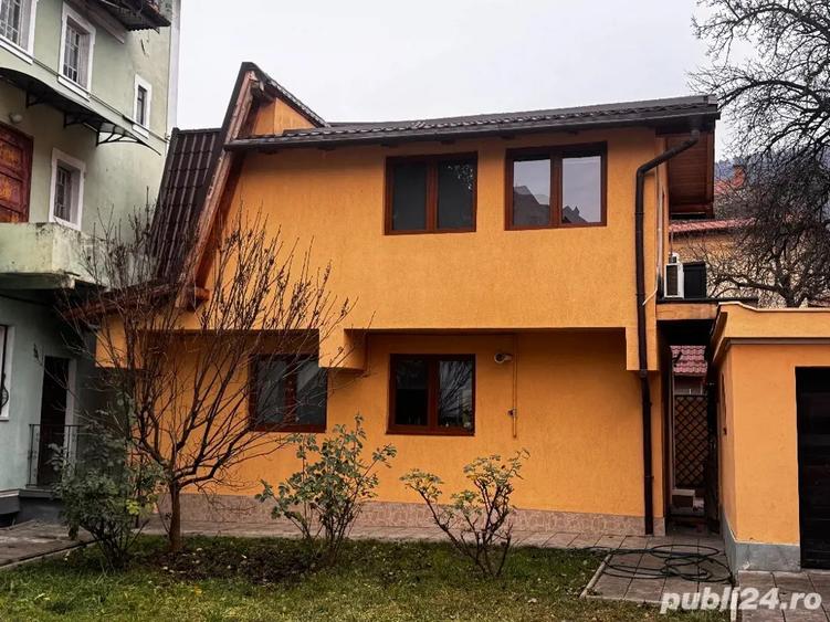 Apartament cu 3 camere decomandat, mobilat în Ultracentral