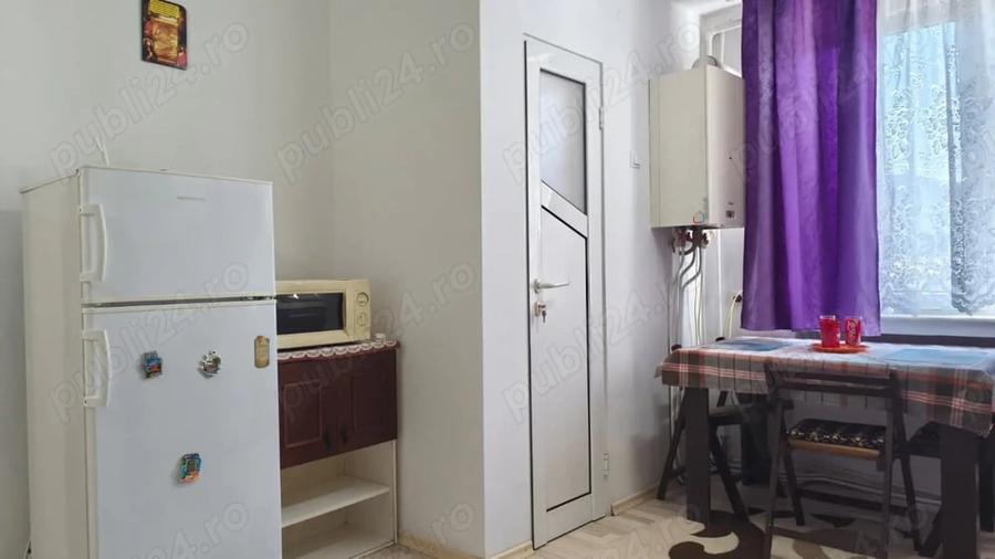 Apartament cu 2 camere semidecomandat în Ultracentral