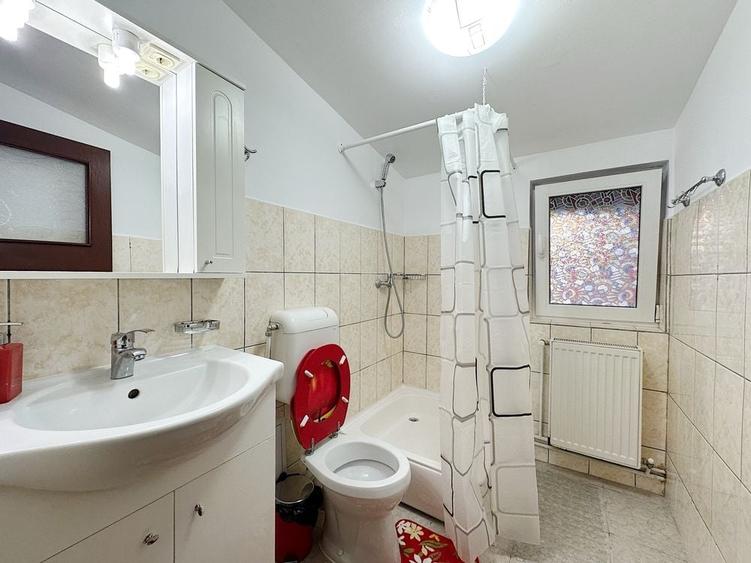 Garsonieră decomandată în Central