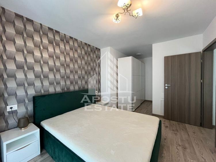 Apartament cu 2 camere semidecomandat, mobilat în Soarelui