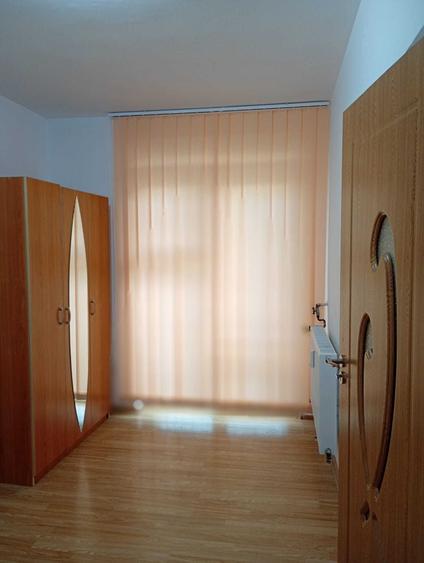 Vand apartament cu 2 camere, semidecomandat, situat in zona Centrala a orasului Ploiesti - 5