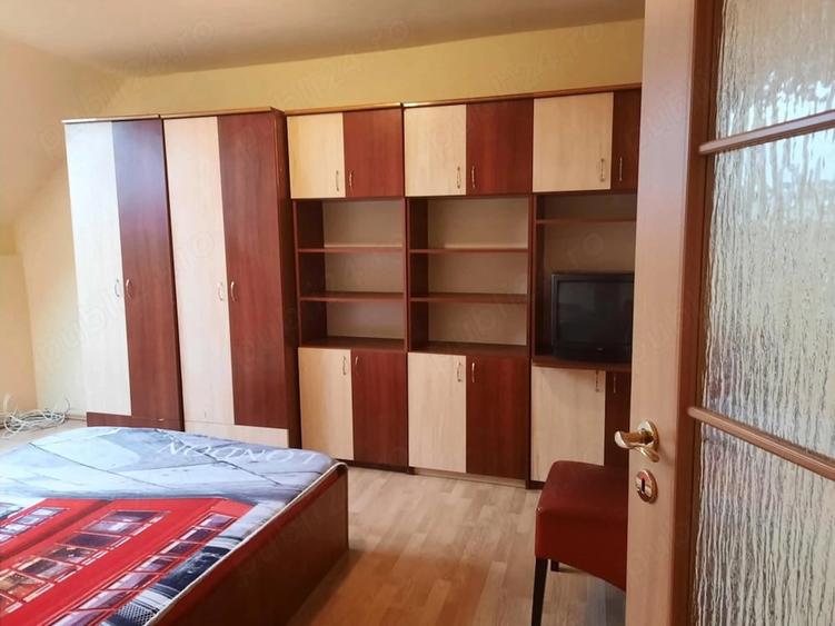 Garsonieră decomandată în Decebal