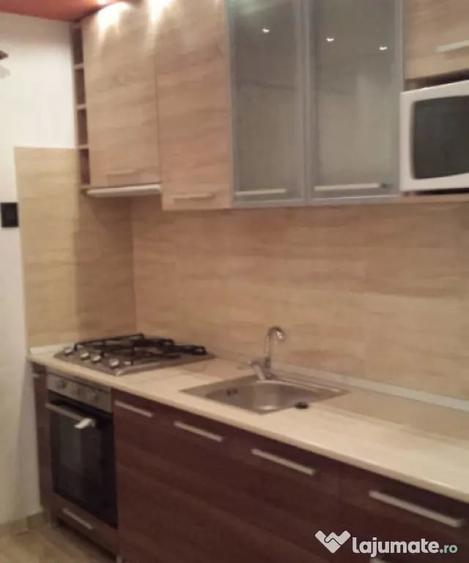 Casă cu 4 camere cu Teren 120 Mp în 1 Mai