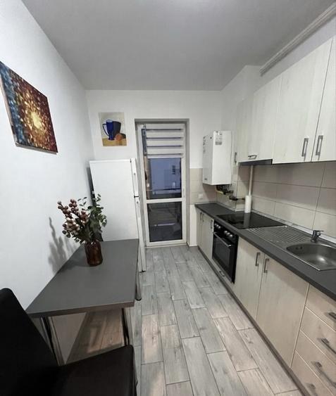 Garsonieră decomandată în Avantgarden