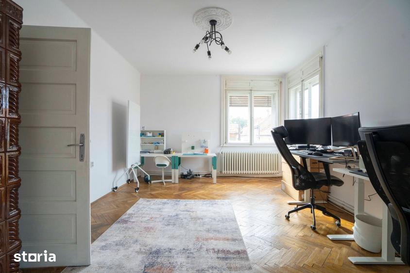 Apartament cu 4 camere în Ultracentral