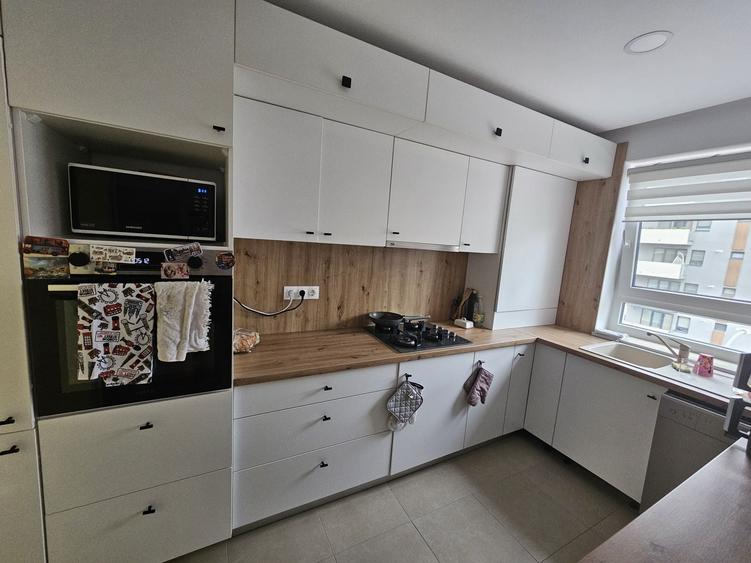Apartament cu 2 camere decomandat în Exterior Vest