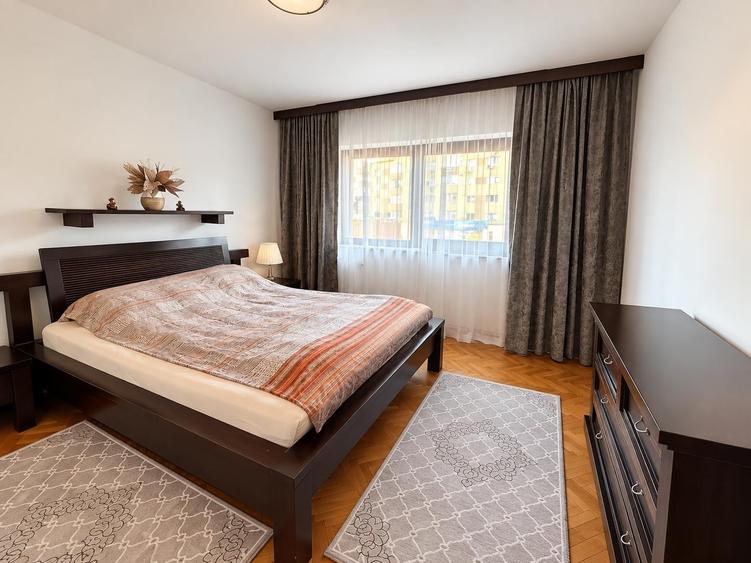 Apartament cu 3 camere în Ampoi 3