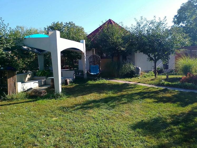 Casă cu 2 camere cu Teren 2000 Mp în Ștefan cel Mare