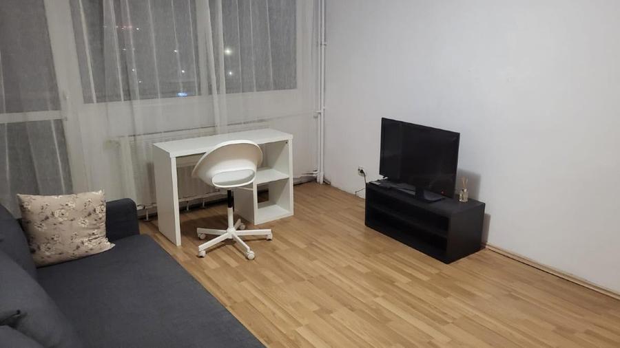 Apartament cu 2 camere decomandat, mobilat în Eroii Revoluției