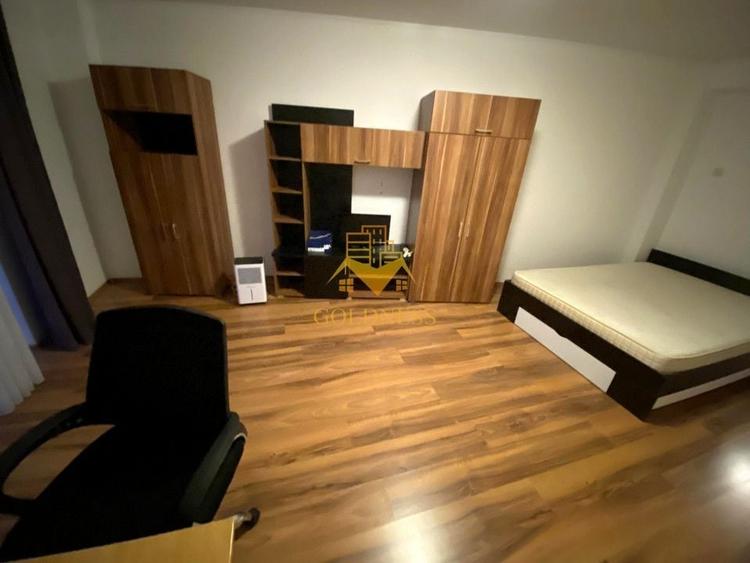 Garsonieră decomandată, mobilată în Ultracentral