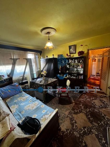Apartament cu 4 camere, mobilat în Kogălniceanu