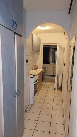 Garsonieră decomandată în Tudor