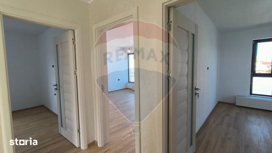 Casă cu 4 camere cu Teren 321 Mp în Port