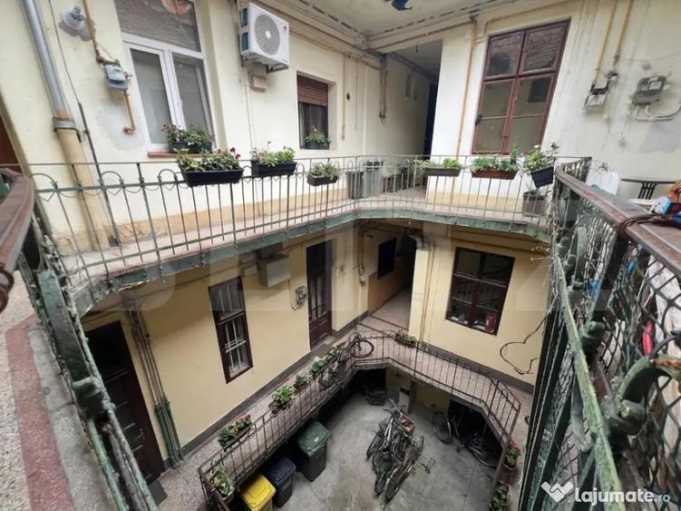 Apartament cu 2 camere semidecomandat în Central
