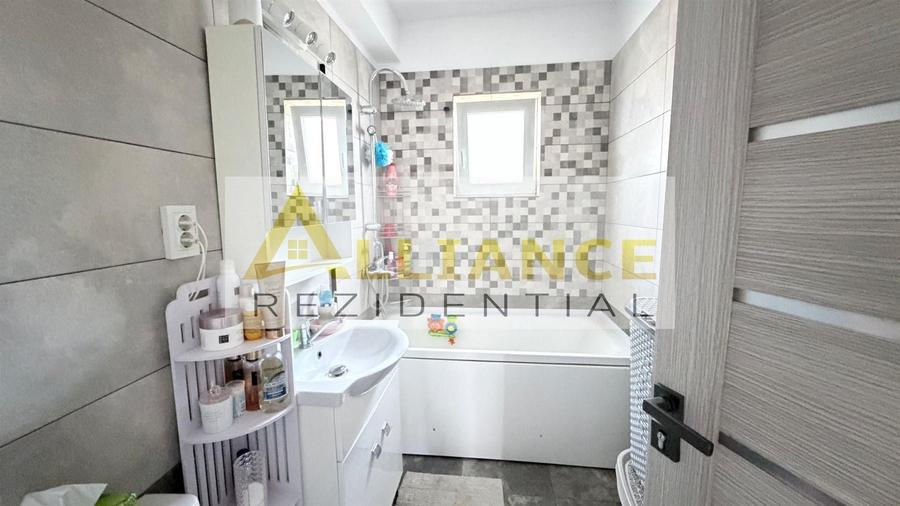 Casă individuală cu 3 camere cu Canalizare în Berceni