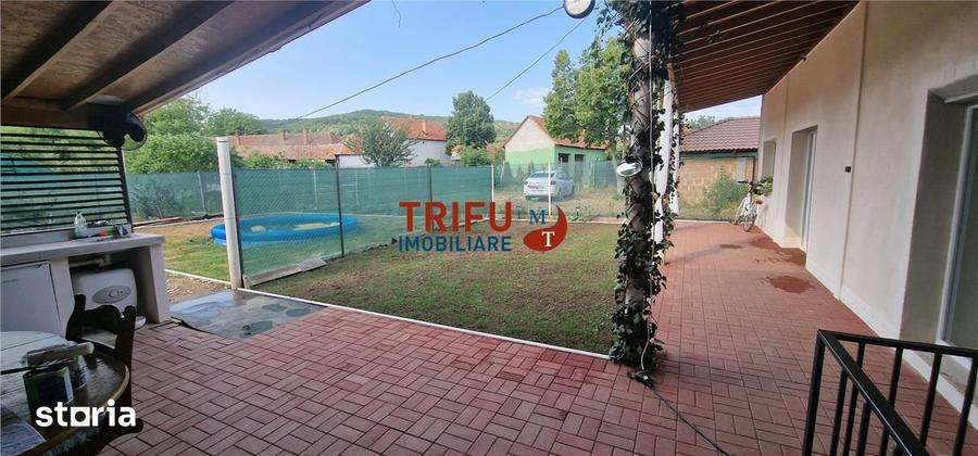 Casă cu 2 camere cu Teren 305 Mp în Sântimbru