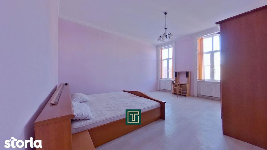 Apartament cu 2 camere semidecomandat, mobilat în Central