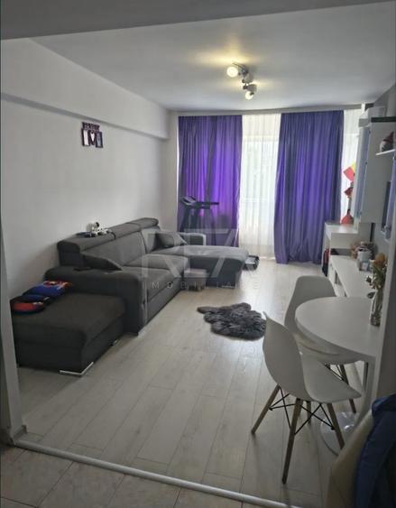 Apartament cu 4 camere decomandat, mobilat în Ghencea