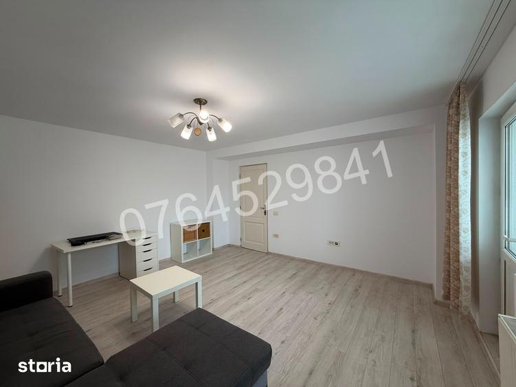 Apartament cu 2 camere decomandat în Tei