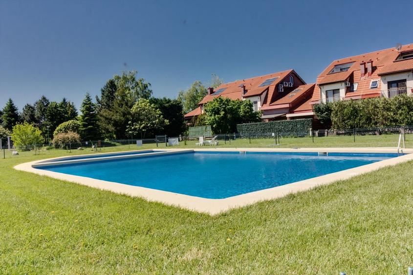 NOU!Vila NEMOBILATA,7 camere, PISCINA,curte 100mpIBIZA GOLF - 6
