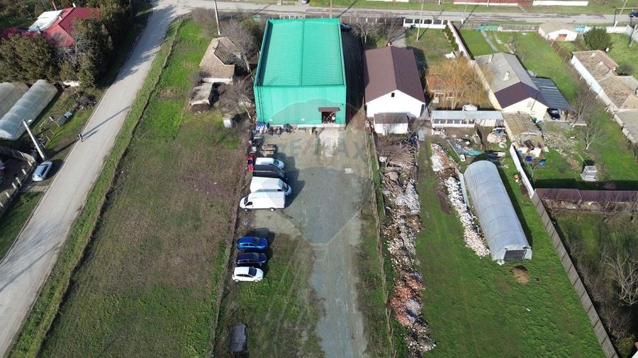 Spațiu industrial, de 480 mp, în Exterior Est