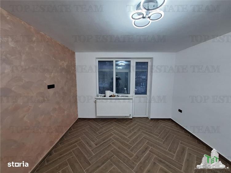 Garsonieră decomandată în Central