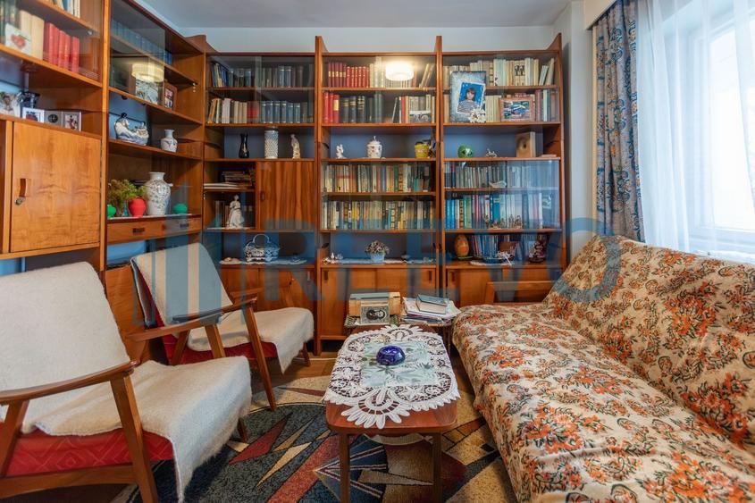 Apartament cu 4 camere decomandat în 9 Mai