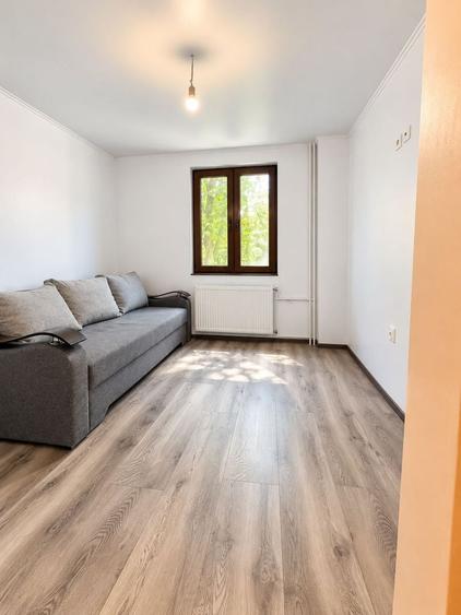 Apartament cu 2 camere semidecomandat, mobilat în Rogerius