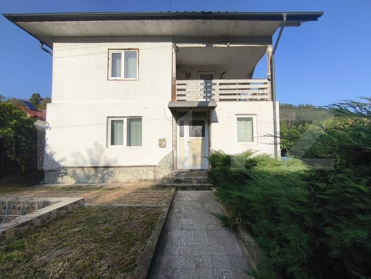 Casă individuală cu 4 camere cu Teren 1650 Mp în Exterior Est