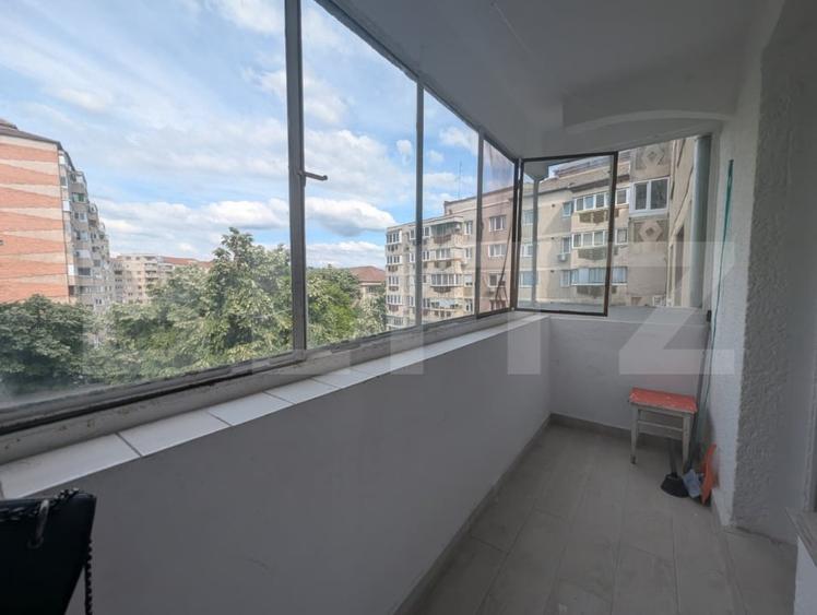 Apartament cu 2 camere, 55 mp, zona Rogerius - 7