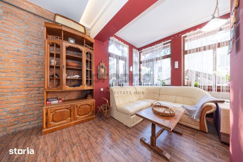 Casă cu 4 camere cu Teren 450 Mp în Central