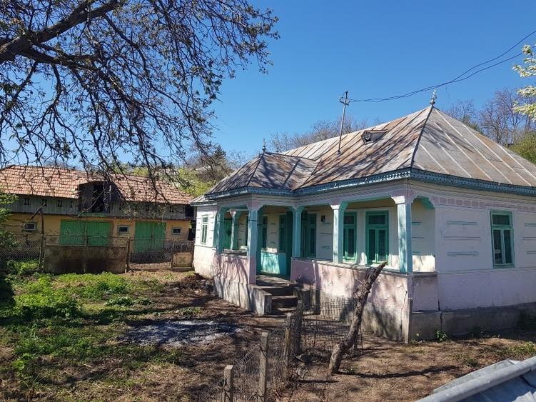 Casă individuală cu 3 camere cu Teren 1048 Mp în Valea Seacă