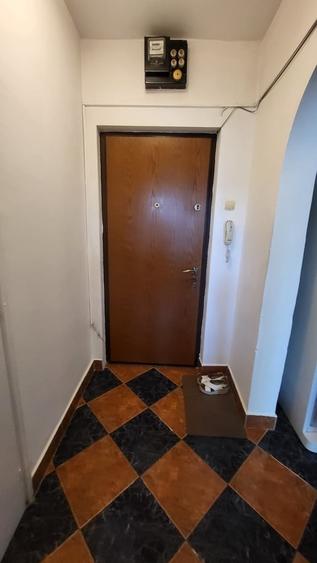 Garsonieră decomandată în Iancului