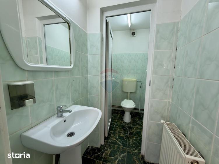 Spațiu comercial, de 200 mp, în Ultracentral