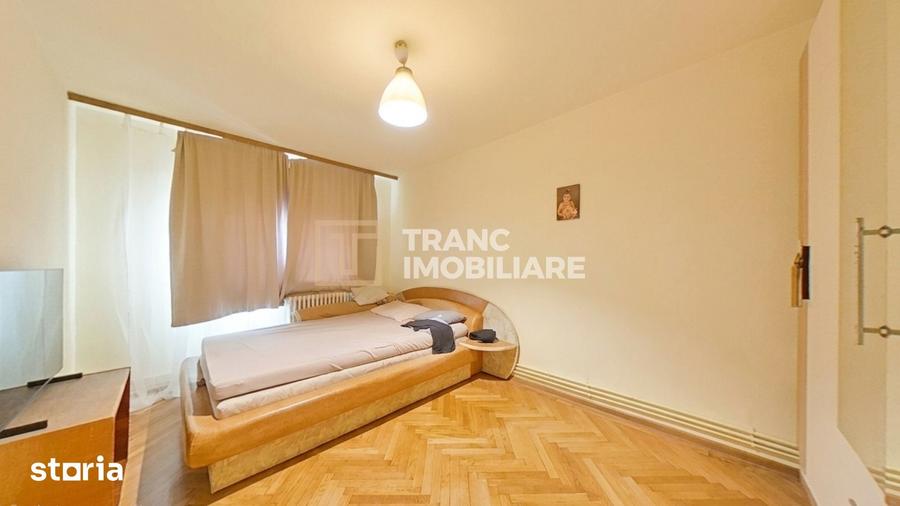 Apartament cu 3 camere decomandat, mobilat în Aurel Vlaicu