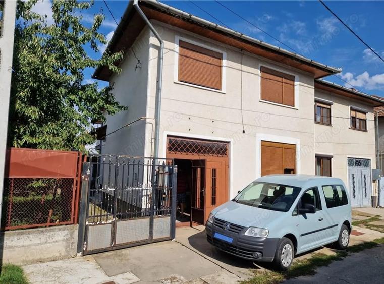 Casă cu 1 camere cu Teren 200 Mp în Central