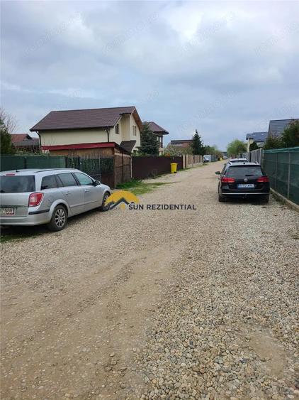 Teren de 1237 mp, în Domnești