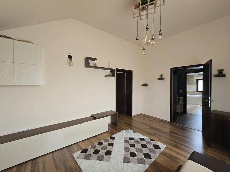 Apartament cu 2 camere semidecomandat în Dumbrăvița