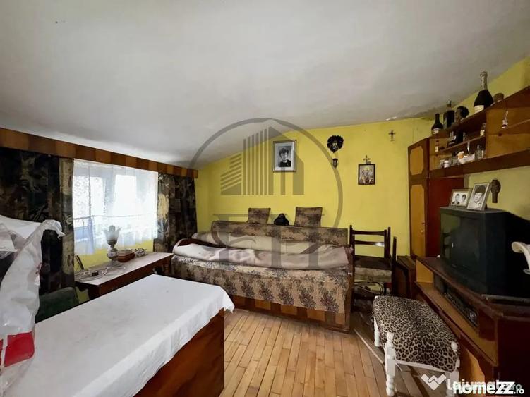 Casă cu 3 camere cu Teren 130 Mp în Brătianu